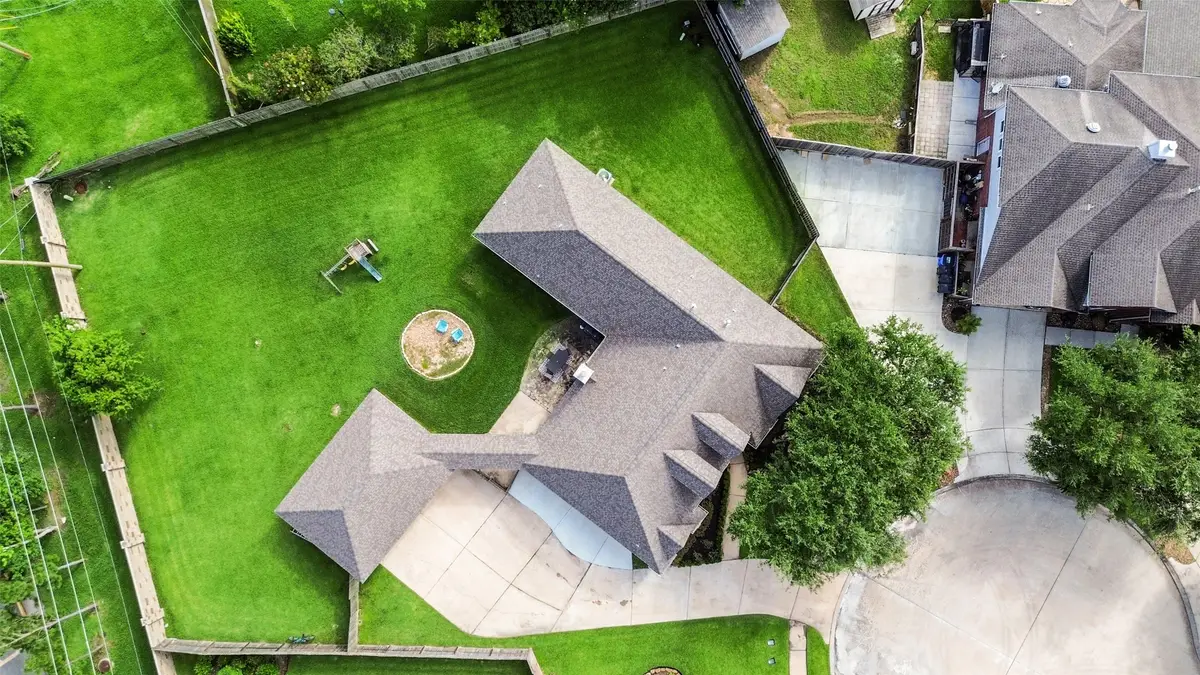 910 High Ridge Circle, Friendswood, TX 77546 - #1