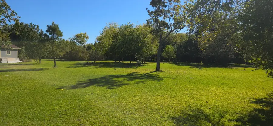 125 Weaver Street, Baytown, TX 77520 - Image #2