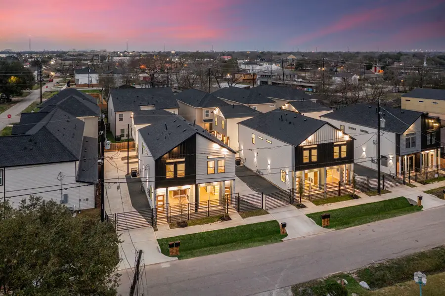 4607 Bricker Street #A B C, Houston, TX 77051 - #3