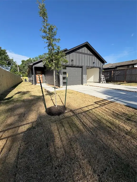 5921 Mountwood Street #A/B, Houston, TX 77091 - #1