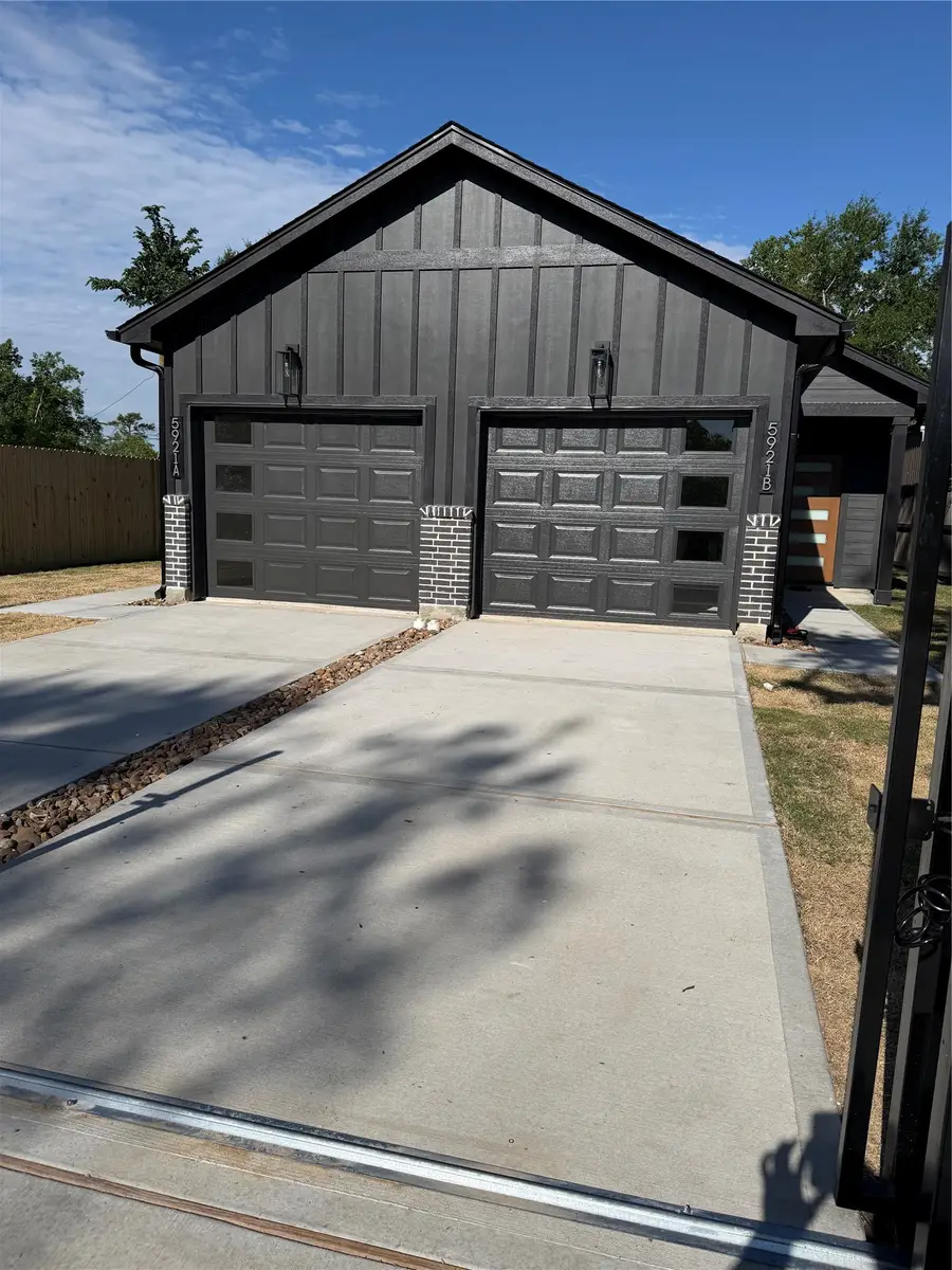 5921 Mountwood Street #A/B, Houston, TX 77091 - #2