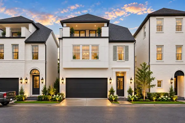 5912 Cottage Grove Lake Drive, Houston, TX 77007