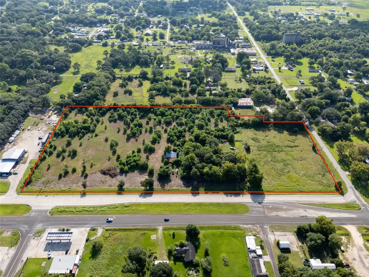 2925 Sh 124, Stowell, TX 77661 - #1