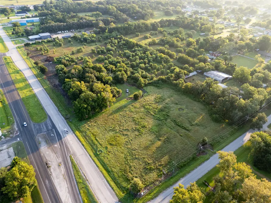 2925 Sh 124, Stowell, TX 77661 - #3