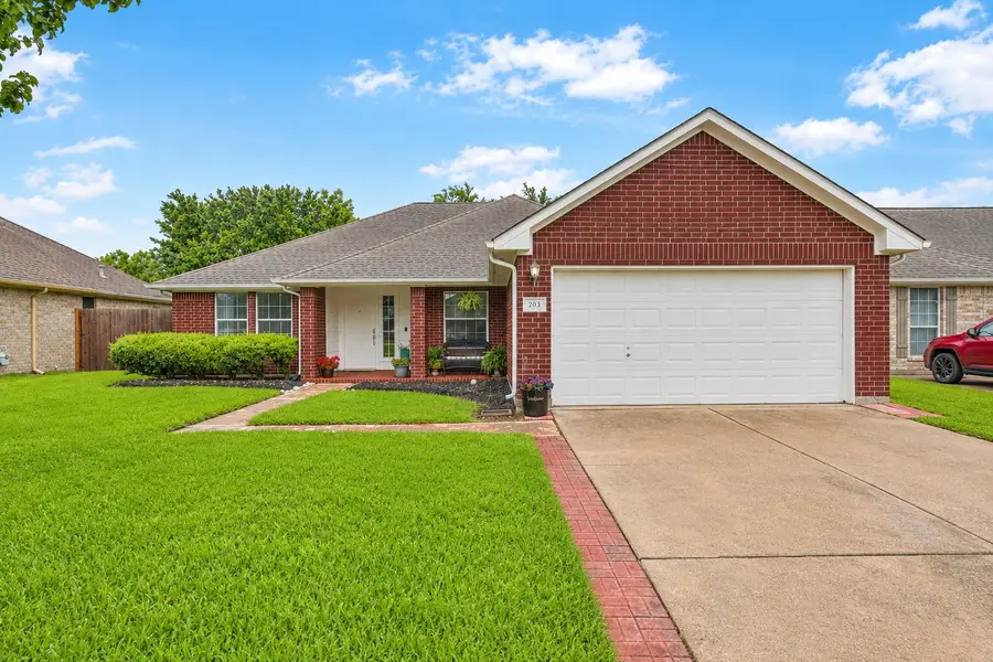 203 Green Isle Avenue, Dickinson, TX 77539 - #2