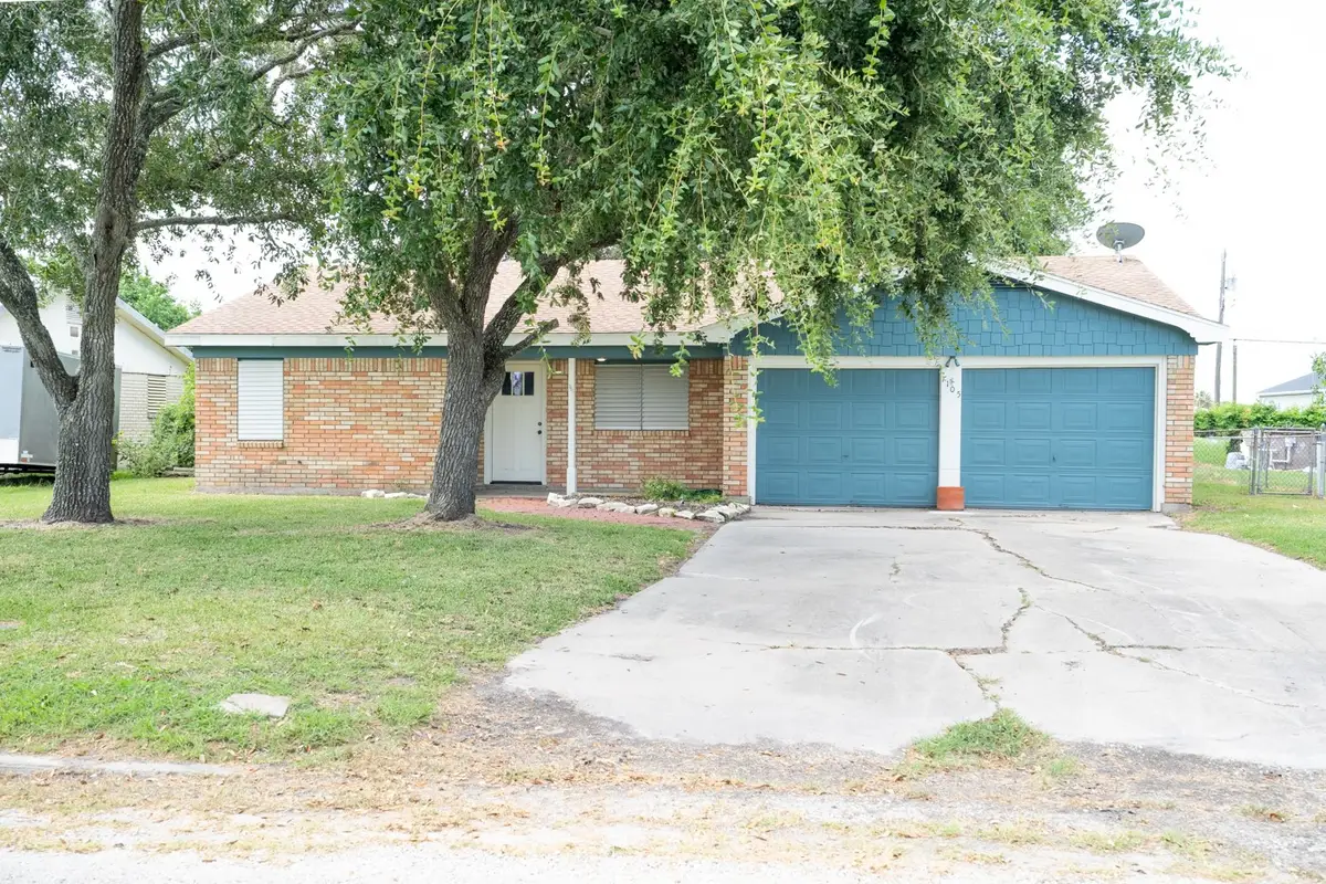 1105 W Saint Louis Avenue, Seadrift, TX 77983 - #1