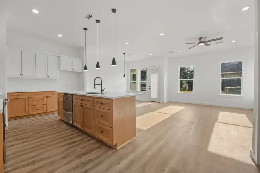 115 Capetown Lane, Conroe, TX 77356 - #2