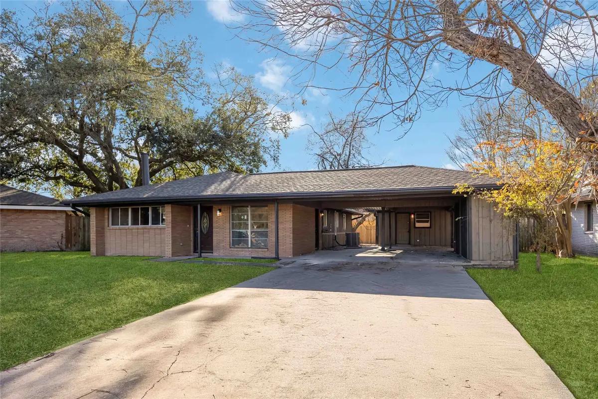 1806 Meadowview Drive, Alvin, TX 77511 - #1