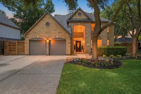 8103 Hurst Forest Drive, Humble, TX 77346