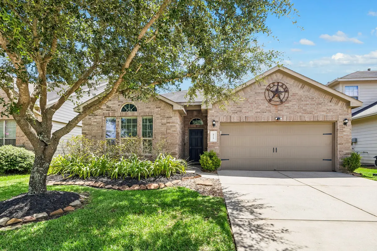 8715 Sunrise Canter Drive, Tomball, TX 77375 - #1