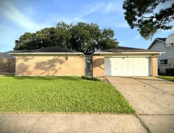 15714 Echo Hill Drive, Houston, TX 77059