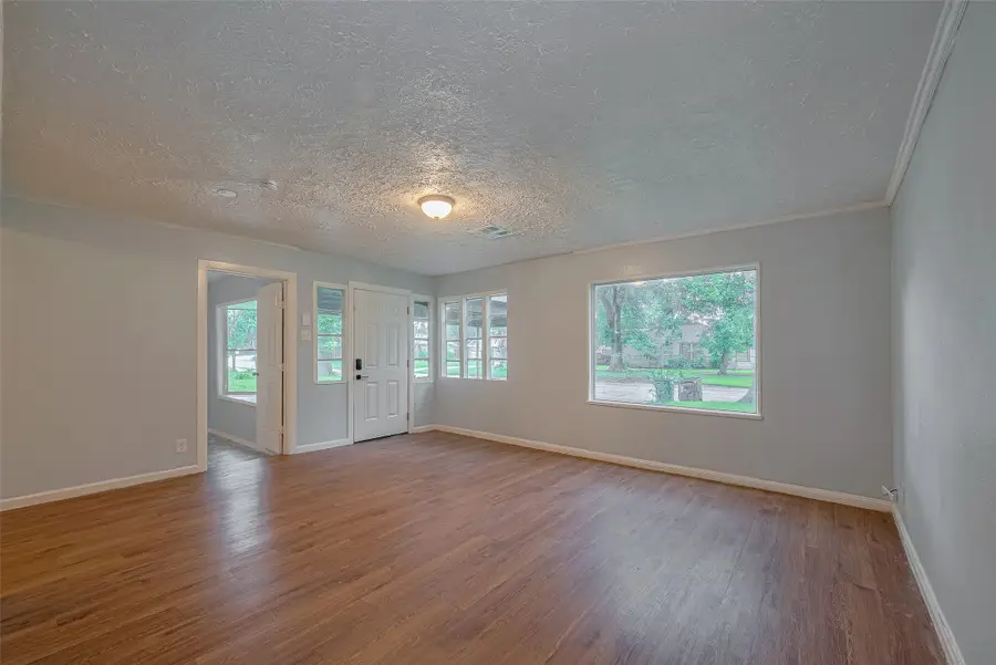 4906 Larkspur Street, Houston, TX 77033 - #3