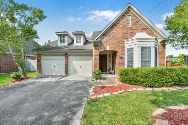 14002 Crown Glen Court, Houston, TX 77062