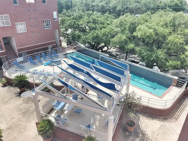 4004 Montrose Boulevard #17D, Houston, TX 77006
