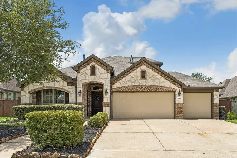 2204 Meadow Wind Drive, Pearland, TX 77089 - #2