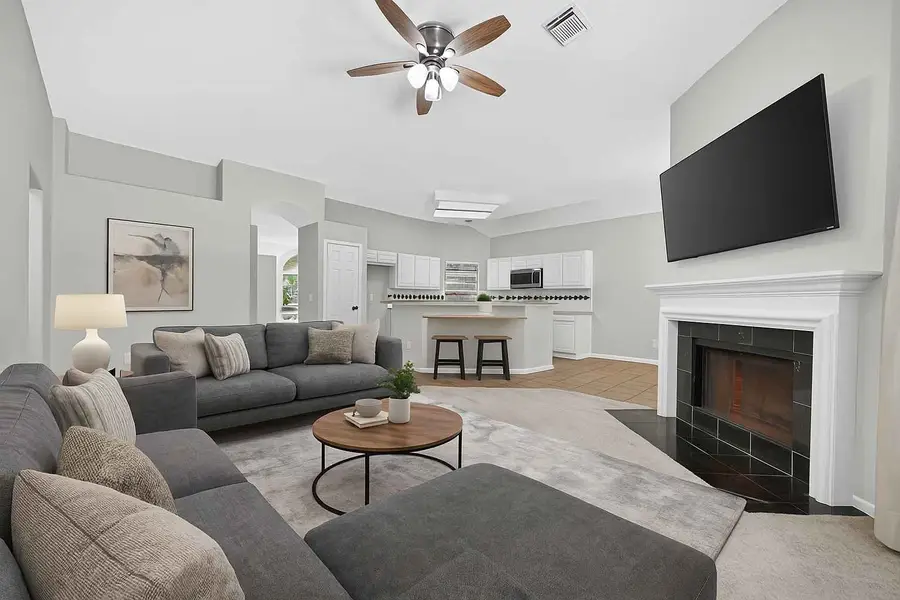 38 Wrens Song Place, The Woodlands, TX 77382 - #2