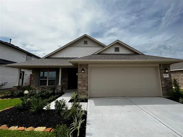 13816 Seneca Lake Drive, Texas City, TX 77568