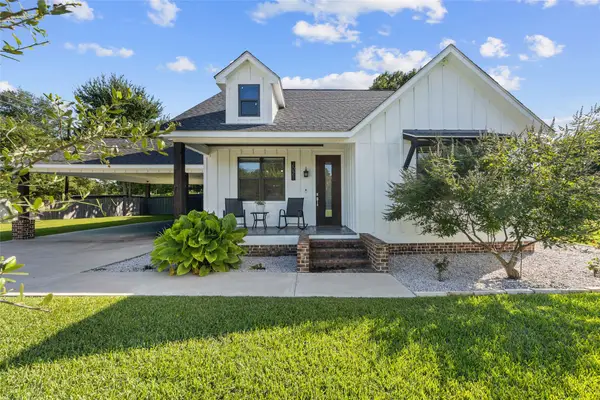 2041 Strangmeier Road, Brenham, TX 77833