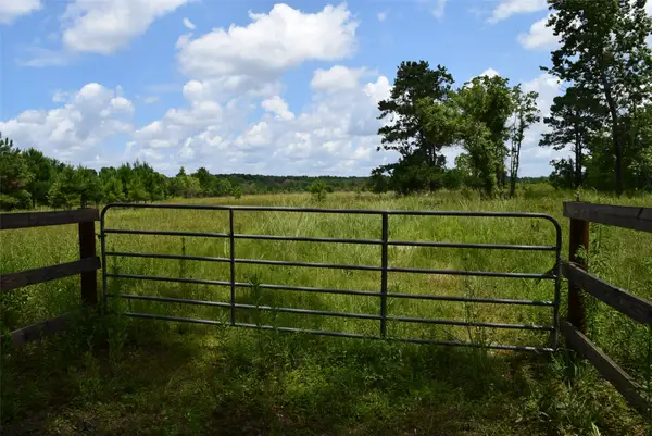 620 County Road 301 N, Dayton, TX 77535