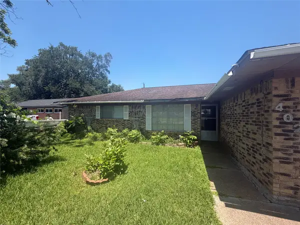 402 S Yaupon Street, Richwood, TX 77531
