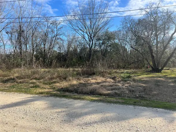 7603 Jordan Road, Hitchcock, TX 77563