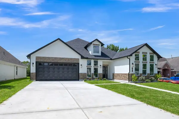 101 Bermuda Circle, Montgomery, TX 77356