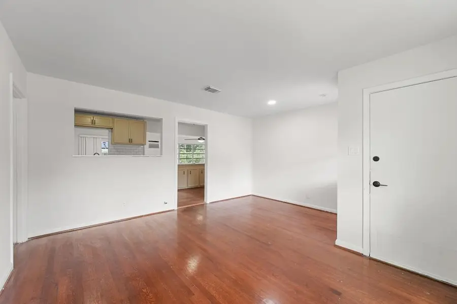 5826 Belmark Street, Houston, TX 77033 - Image #2