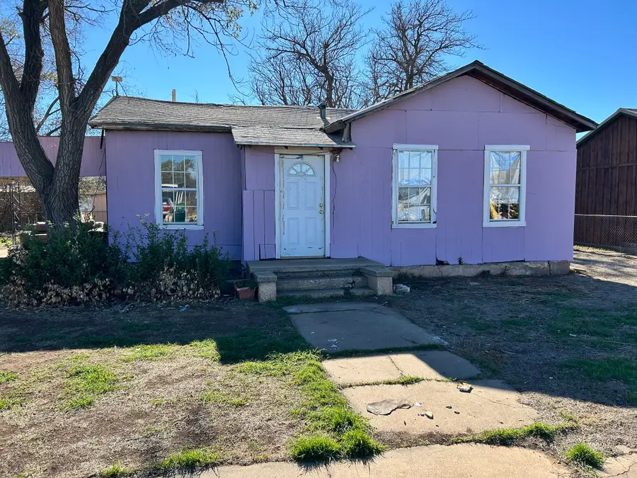 903 W 8th Street, Quanah, TX 79252 - Image #3