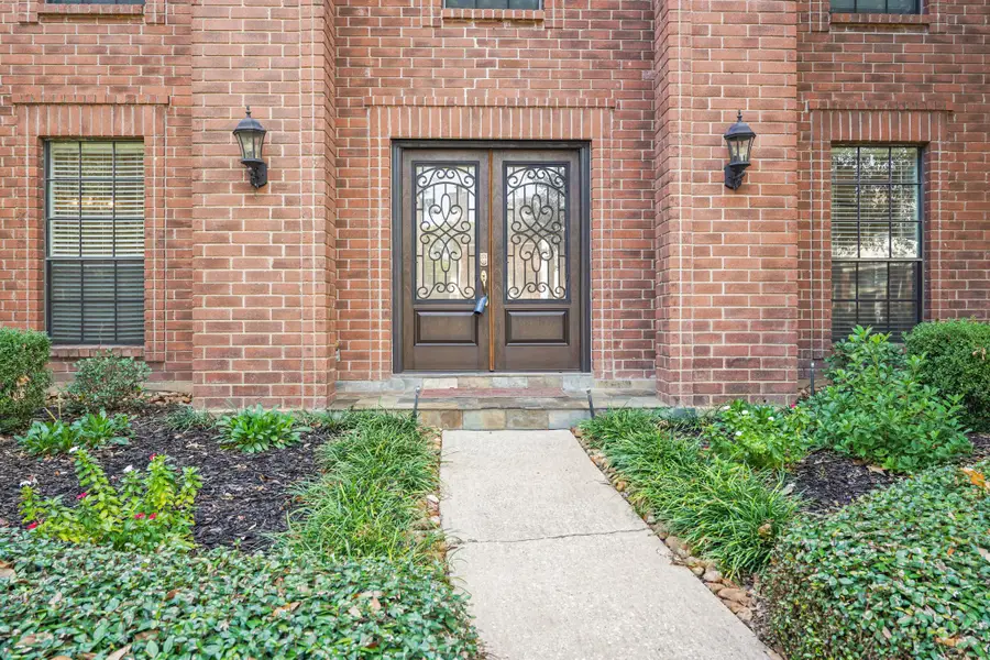 17223 Shadow Valley Drive, Spring, TX 77379 - Image #2