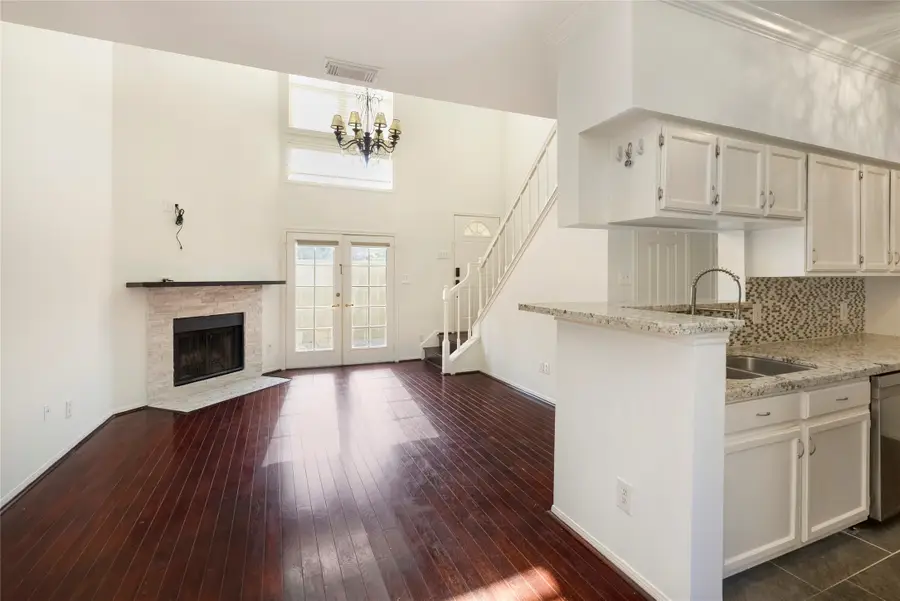 2213 Stanford Street #2213, Houston, TX 77006 - #2