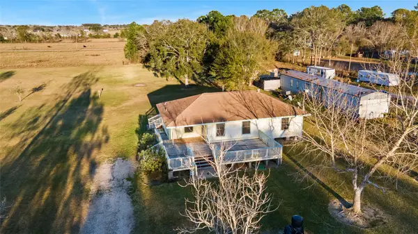 14202 Susie Lane #CR442, Alvin, TX 77511