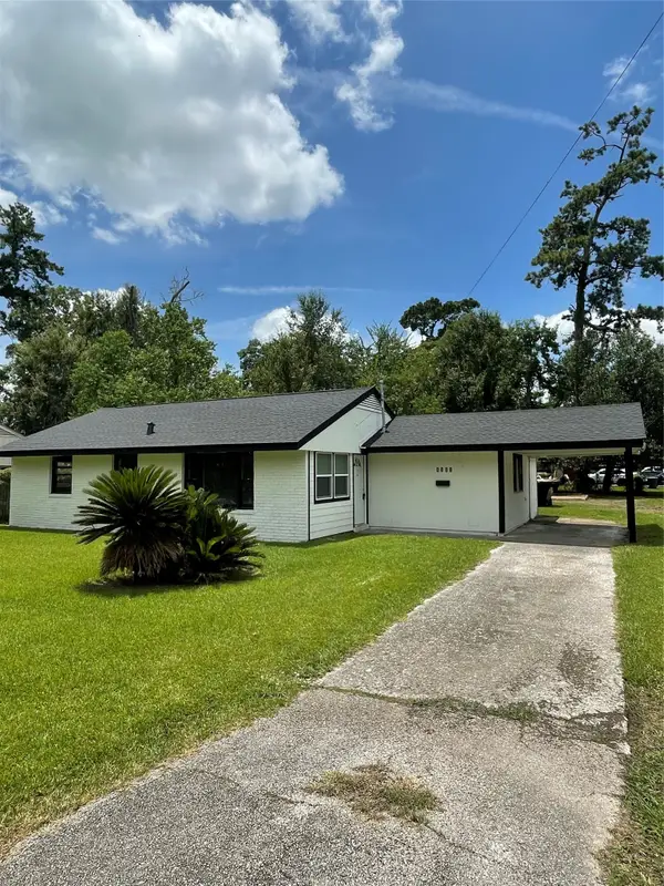 4395 El Paso Street, Beaumont, TX 77703