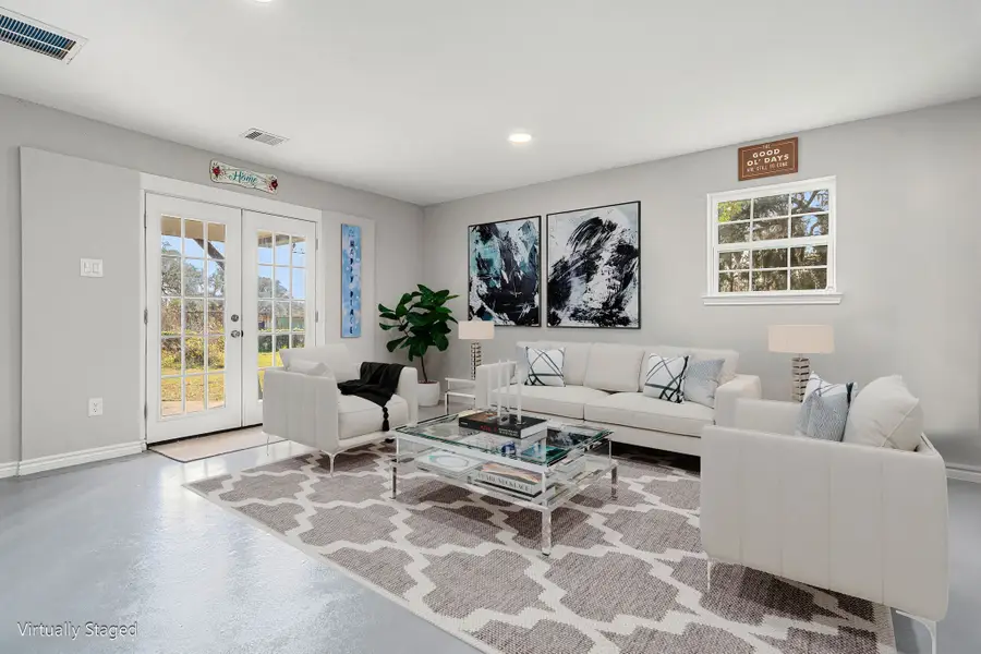 450 N Sunset Boulevard, Holiday Lakes, TX 77515 - Image #2