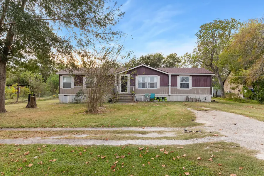 445 County Road 6021, Dayton, TX 77535 - Image #2