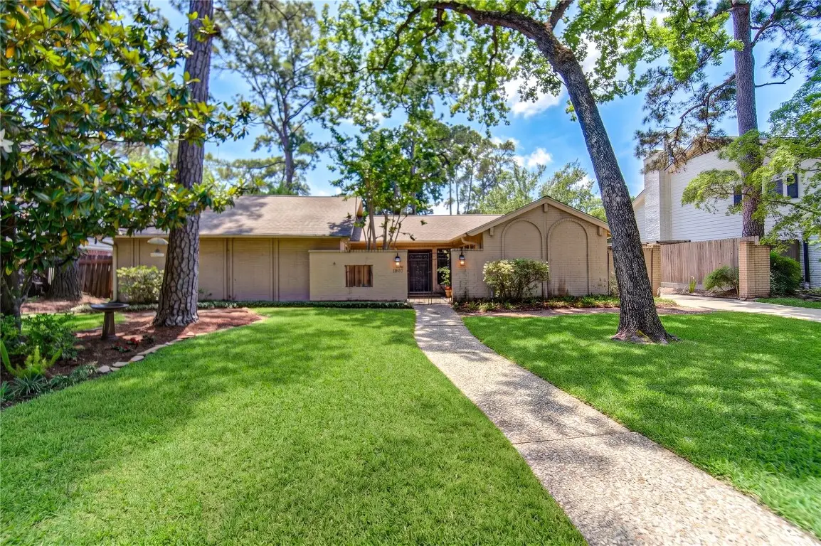 13307 Barryknoll Lane, Houston, TX 77079 - #1