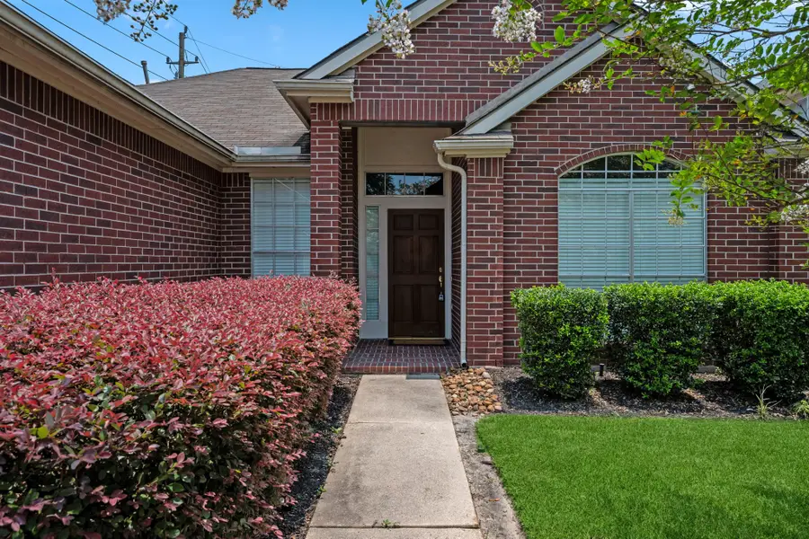 1914 Eastwood Lake Court, Kingwood, TX 77339 - #2