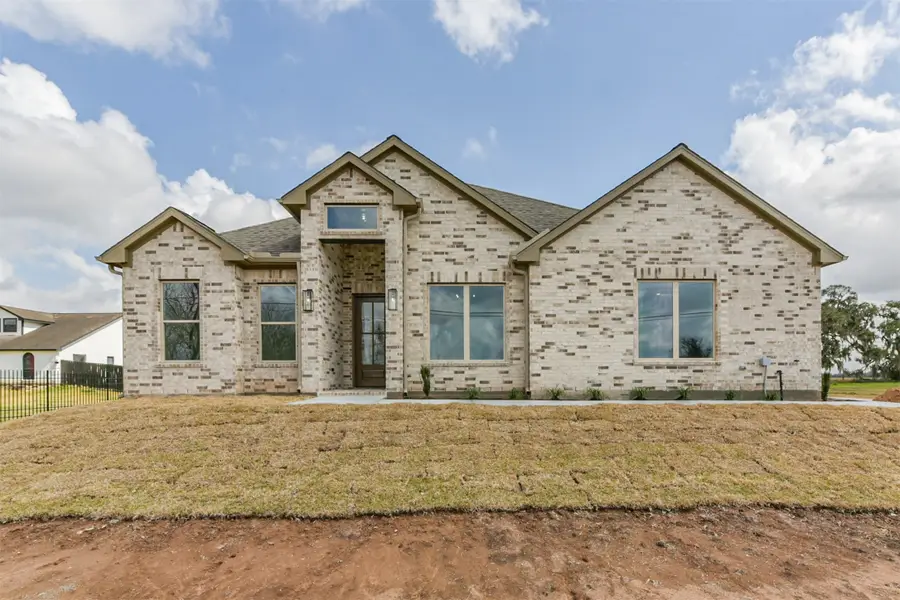 749 Wagon Wheel Trail, Angleton, TX 77515 - #2