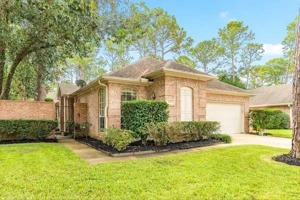 16522 Shadow Path Drive, Pasadena, TX 77059