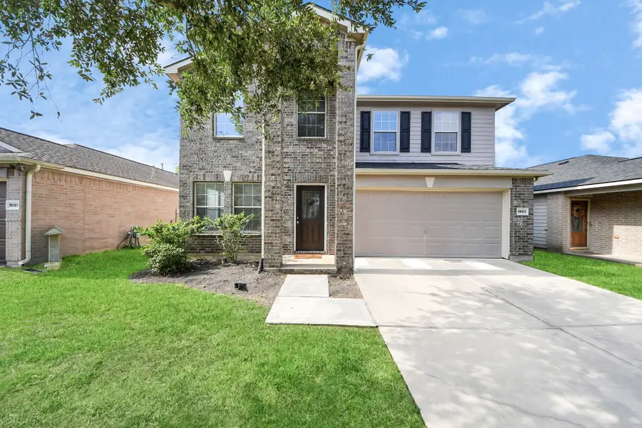 19311 Camerons Camp Drive, Richmond, TX 77407 - Image #3