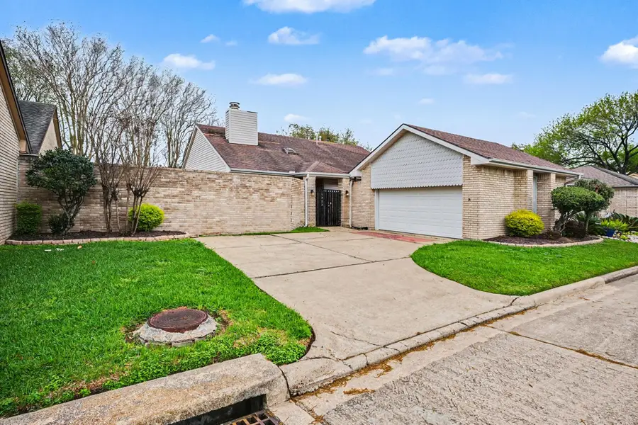 1723 Linfield Way, Houston, TX 77058 - #2