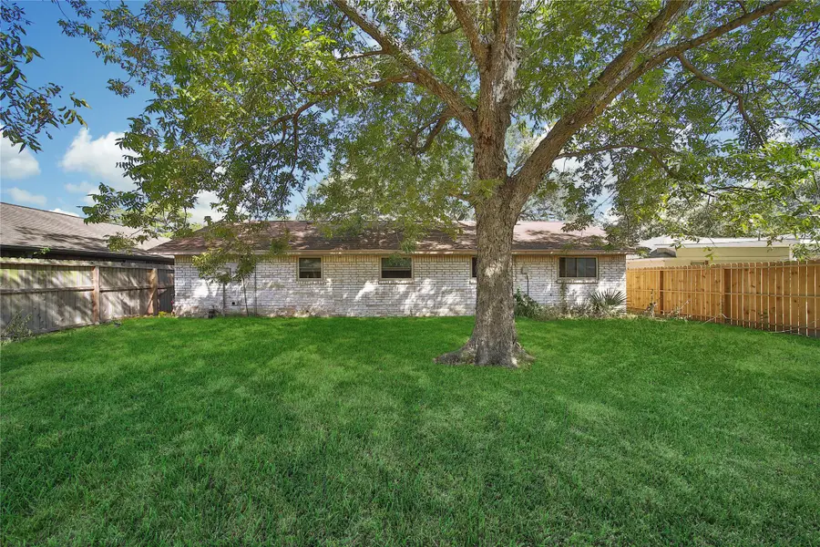 1559 Diplomat Way, Houston, TX 77088 - Image #2