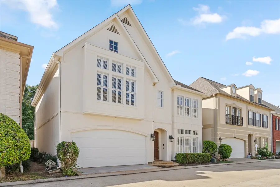 3211 S Pemberton Circle Drive, Houston, TX 77025 - #2