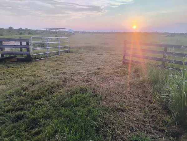 6620 Eagle Road, Anahuac, TX 77514