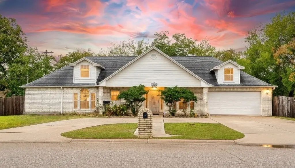 3305 23rd Street N, Texas City, TX 77590 - Image #1