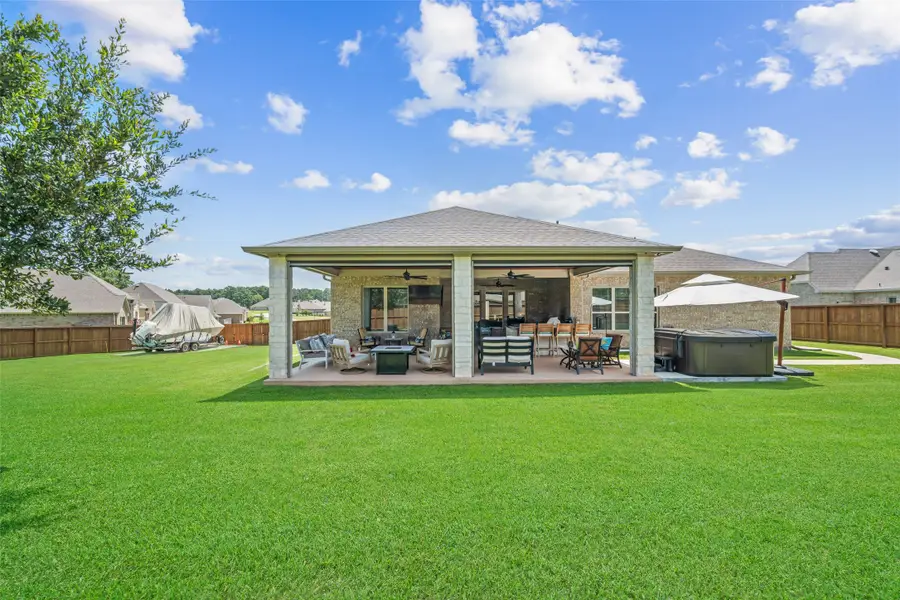 6034 Leeward Island Drive, Conroe, TX 77304 - Image #2