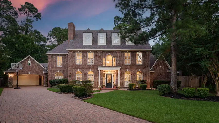 18 E Wedgemere Court, The Woodlands, TX 77381 - #2
