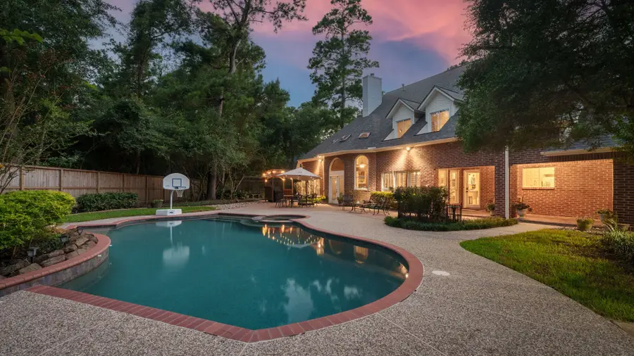 18 E Wedgemere Court, The Woodlands, TX 77381 - #3