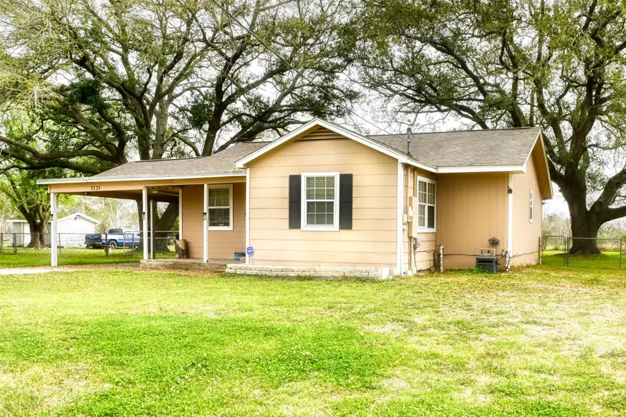 2125 Shanks Road, Angleton, TX 77515 - #2