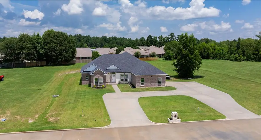 201 Silver Spur Drive, Lufkin, TX 75904 - Image #2