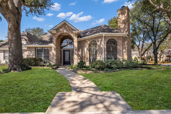 3102 Mountain Oak Court, Houston, TX 77068